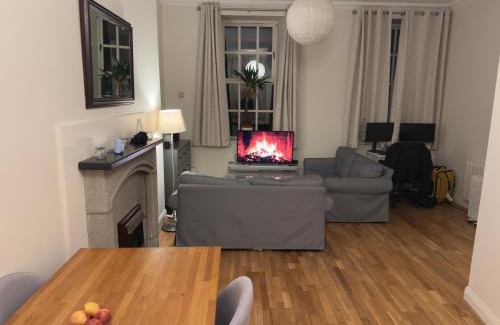 Ballsbridge House | Dublin Cozy Room in Ballsbridge - near Grand Canal &Aviva