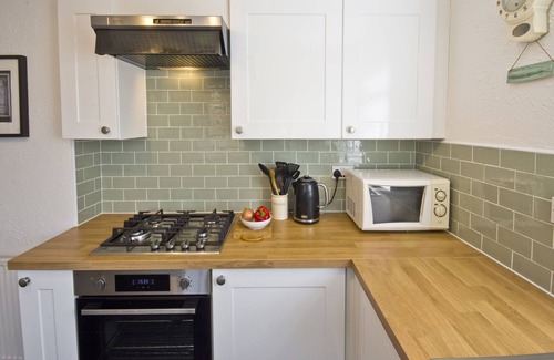 Kilrenny Cottage | Duck Cottage, a pet-friendly home-from-home, minutes from the coast