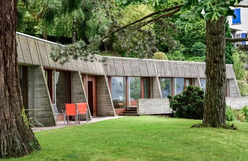Montreux House | Duck House by Interhome