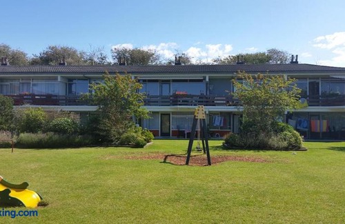 Westkapelle Apartment | Duinzicht 6 Bed By The Sea