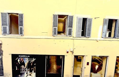 Rione III Colonna Apartment | DUNE at Spanish Steps Luxury Apartment-Suite