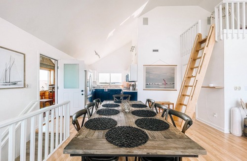Salvo Cottage | Dune Haus ~ Lovely Oceanfront Cottage Private Cape Hatteras Beach HotTub Lift