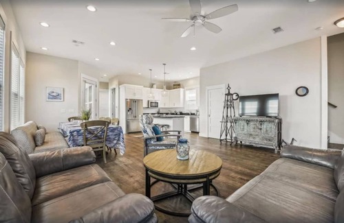 Biltmore Beach House | Dune Our Thing - 4BR + Bunk Room & Heated Pool!