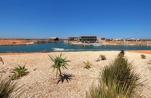 Exmouth House | Dunes - Luxury two story home on the canals. Free access to swimming pool at Mantarays Resort