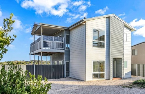 Goolwa Beach House | Dunescape 4BR with NBN and Sea Views