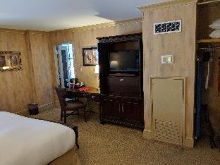 Charlotte Center City Hotel | Dunhill Hotel