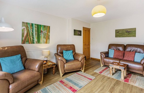 Burnham-on-Sea Cottage | DUNLIN, pet friendly, country holiday cottage in Burnham-On-Sea