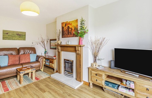 Burnham-on-Sea Cottage | DUNLIN, pet friendly, country holiday cottage in Burnham-On-Sea