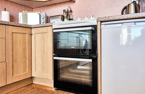 Portrush Apartment | Dunluce Park 1~ Dog Friendly - Cosy at West Strand