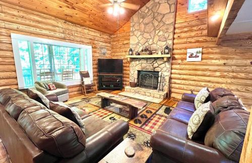 Sevierville House | Dunn's Creek Hideaway cabin