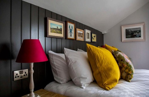 Burnham-on-Sea Hotel | Dunstan House