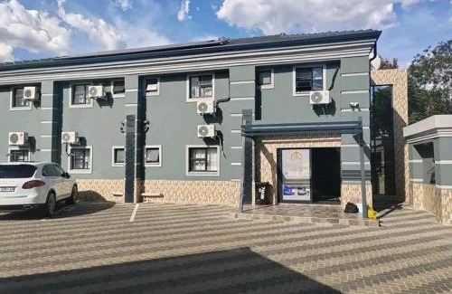 Kempton Park Hotel | Duplessis Lodge