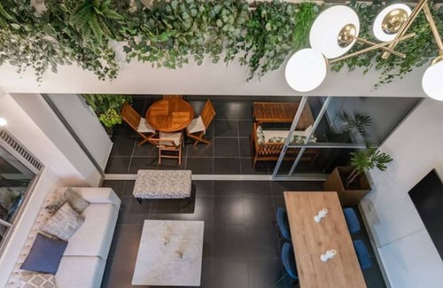El Castillo Apartment | Duplex apt w/ gym, jacuzzi, terrace & views