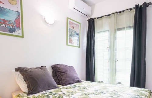 Dampierre Apartment | Duplex des Méridiennes and its terrace - Welkeys