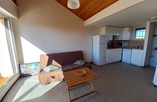 Marseillan Plage Apartment | Duplex flat in the center of Marseillan plage