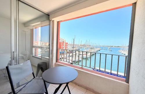 Cap d'Agde Apartment | Duplex-HYPER Centre Cap d'Agde - 9 personnes - Vue port et Mer - WIFI