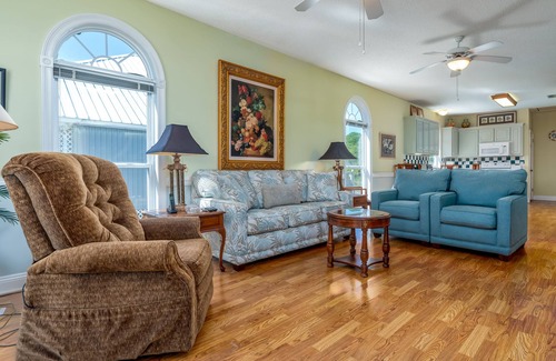 Audubon Place House | Duplex in a private gated beachfront community! - Sunrise West