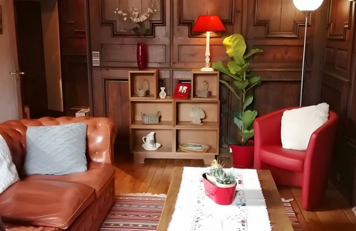 Vic-sur-Cere House | Duplex of the House Known as the Princes of Monaco