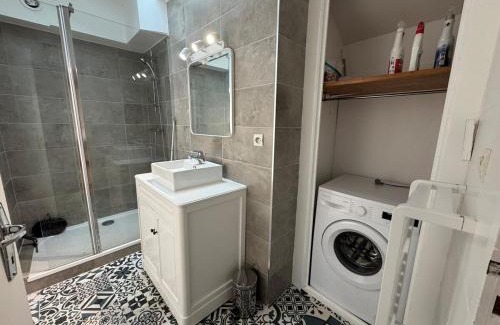 Bourgogne Apartment | Duplex place Louis XI Orléans
