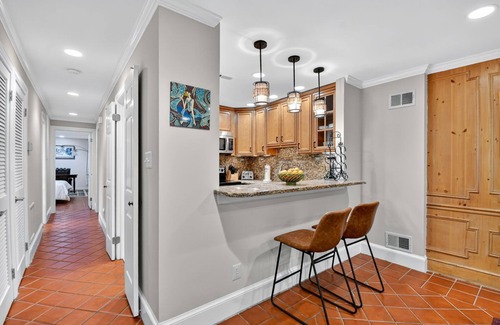 Dupont Circle House | DuPont 2BR 2BA 1400SF, Newly Renovated & Furnished, prkg -101