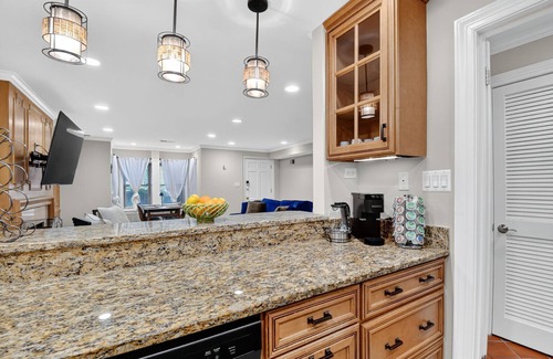 Dupont Circle House | DuPont 2BR 2BA 1400SF, Newly Renovated & Furnished, prkg -101