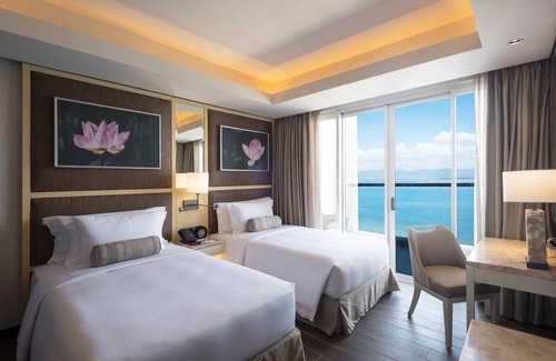 Punta Engano Hotel | Dusit Thani Mactan Cebu Resort