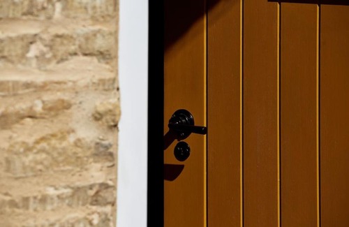 Felmersham Apartment | Dusk at The Sun Inn Felmersham