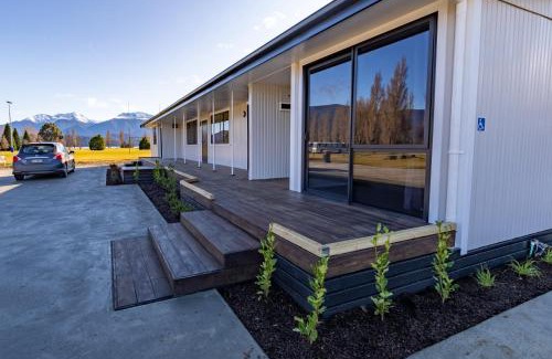 Te Anau Hotel | Dusky Motels