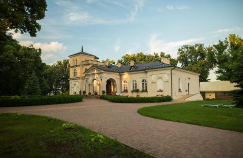 Nielisz House | Dwór Ujazdowski
