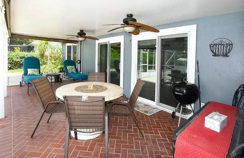 Vero Beach South House | Dynamic 3 bed/2 bath home with heated pool.