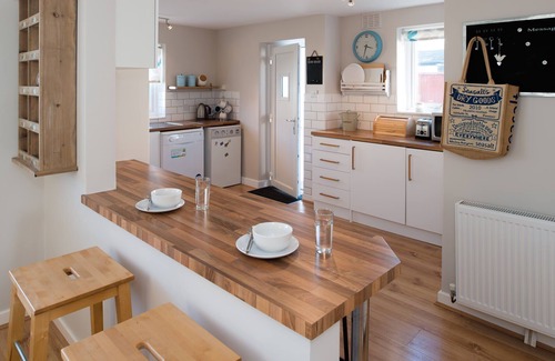 Rhosneigr Cottage | Dysynni : Modern Family Home in Rhosneigr | Managed by Anglesey Holiday Lettings