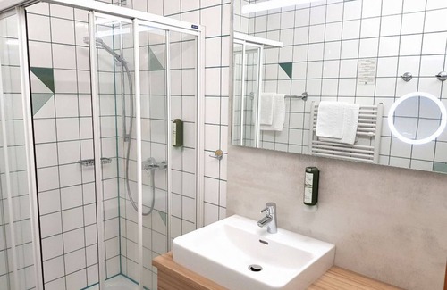 Bad Waltersdorf House | DZ Sonnenseite mit Balkon ab 7 Nächtehalbpension - Hotel-restaurant Teuschler-mogg