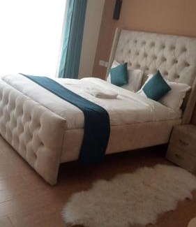 Nairobi West Bed & Breakfast | Eñzi appartment