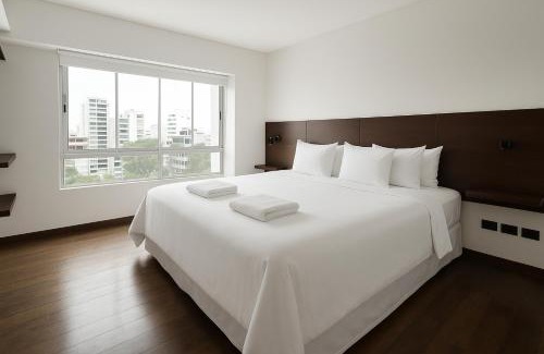Armendariz Apartment | E Infinity Sea View Larcomar Zone 3B 701