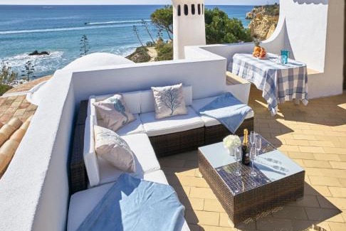 Alporchinhos House | E&M Beach House Aldeamento do Levante I