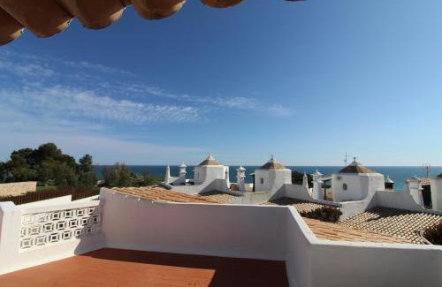 Alporchinhos House | E&M Garden View Beach House VII