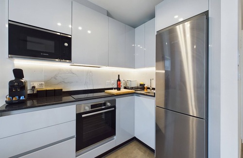 Gibraltar Apartment | E1 Spacious Studios, Fantastic Sea, Beach, Sunrise and Sunset View, HIgh Floor