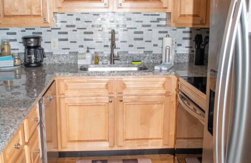 Ghent Condo | E104 · Winterplace Ski in Ski out condo First floor! E104