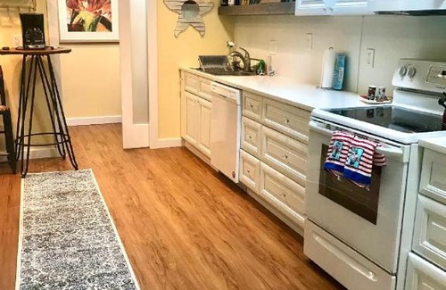 Demere Park Apartment | E12 Awesome renovation, comfy well stocked kitchen make some memories!