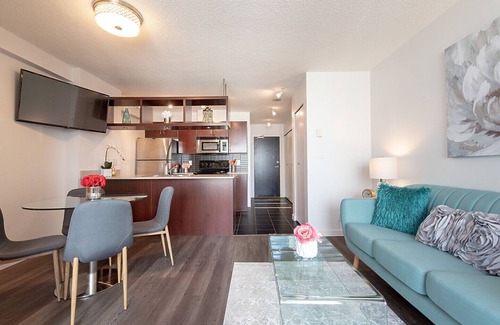 Downtown Vancouver Condo | E2 - Chic Downtown Jr. 1 Bedroom