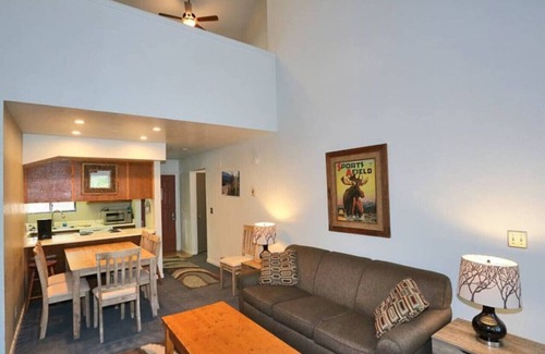 Beaver Condo | Eagle Point Ski Resort Nº6 Wooded Ridge Condos