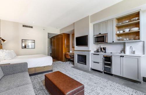 Avon House | Eagle River by AvantStay Located in the Westin