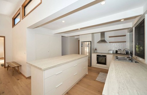 Surf Coast House | Eagle Rock - 400 meters to the beach!