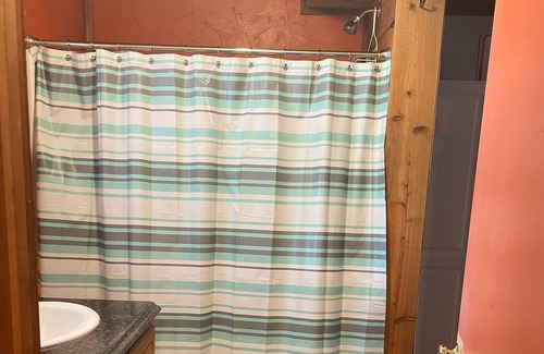 Gordonville House | Eagle’s Nest Lodging