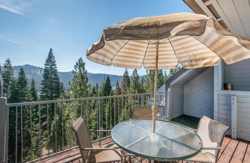 Lakeshore House | Eagles Nest Condo #79