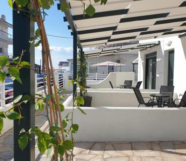 Perea Apartment | Eantos Studios and Suites