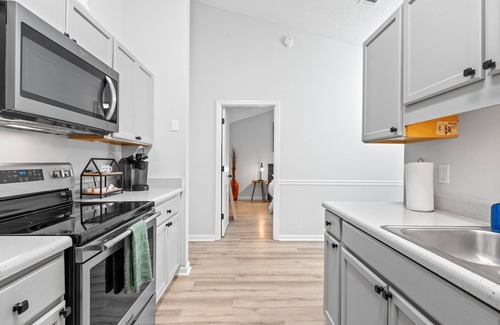 Tallahassee House | Early & Last Min BKG Discount-Peaceful Siesta-Close to I-10 and Universities.