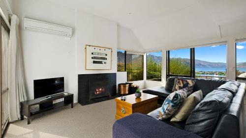 Queenstown Apartment | Earnslaw Central Views B