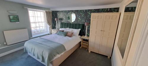 Bungay House | Earsham Street House