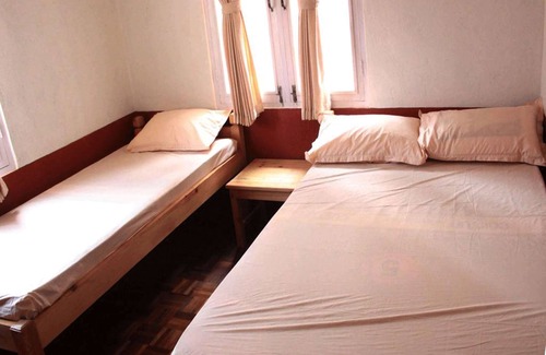 Kathmandu Hotel | Earth Kind Cottages